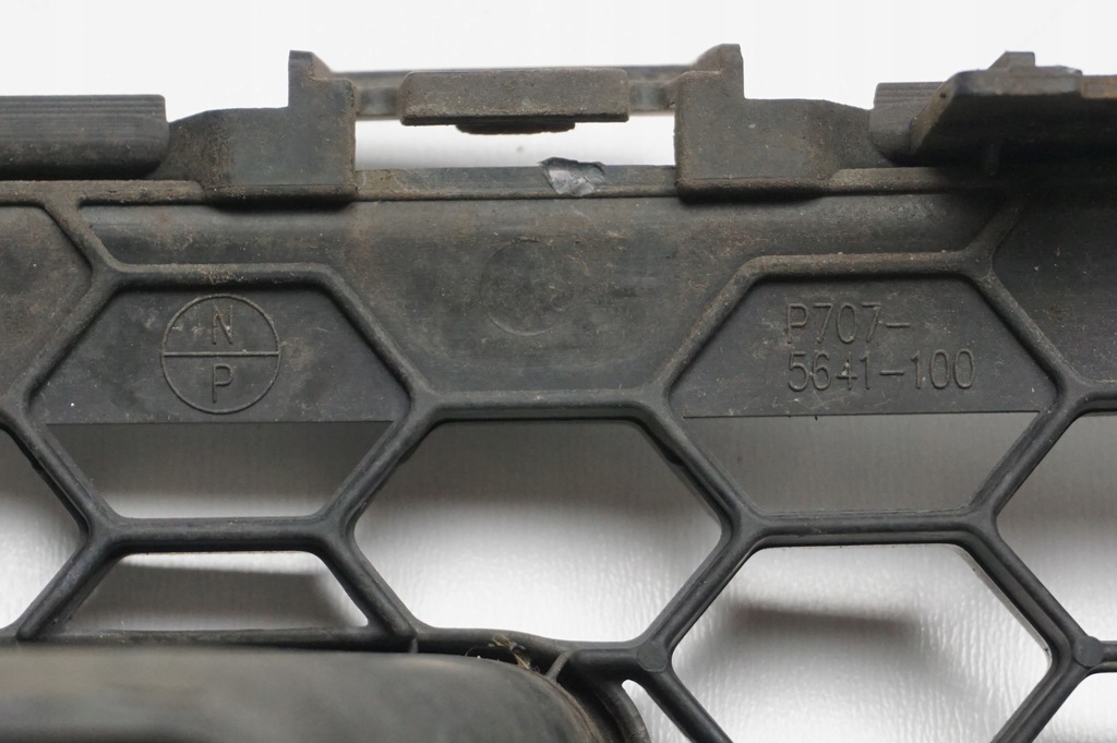 фото №7, Решётка бампера средняя infiniti qx50 ex30d ex35 ex37