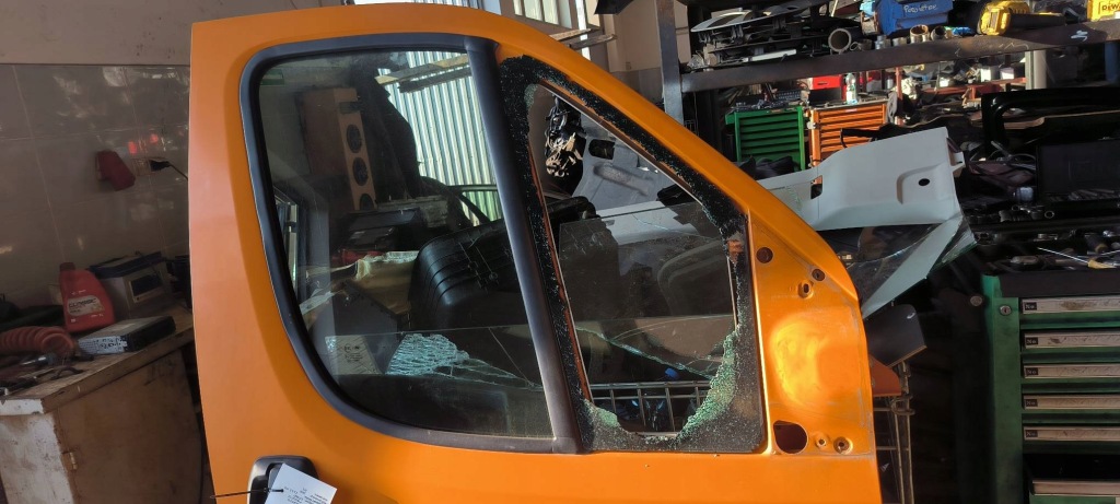 Двері праве перед 573 2018 fiat ducato iv Зі Шроту