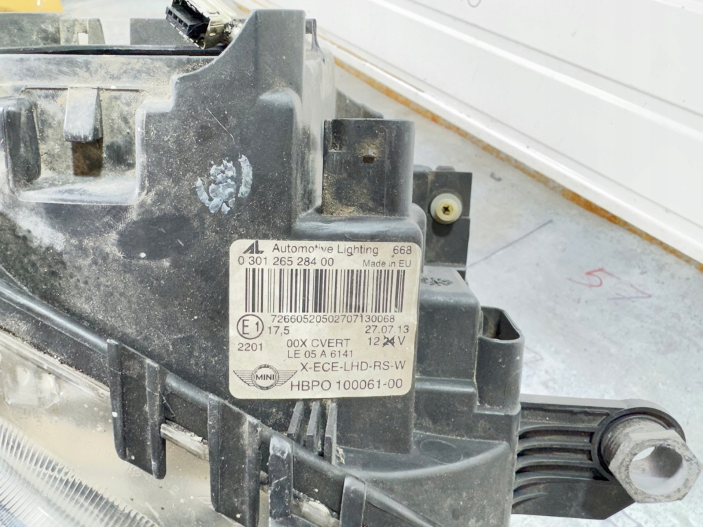 Mini r55 / r56 фара правий ксенон 100061-00 Ціна