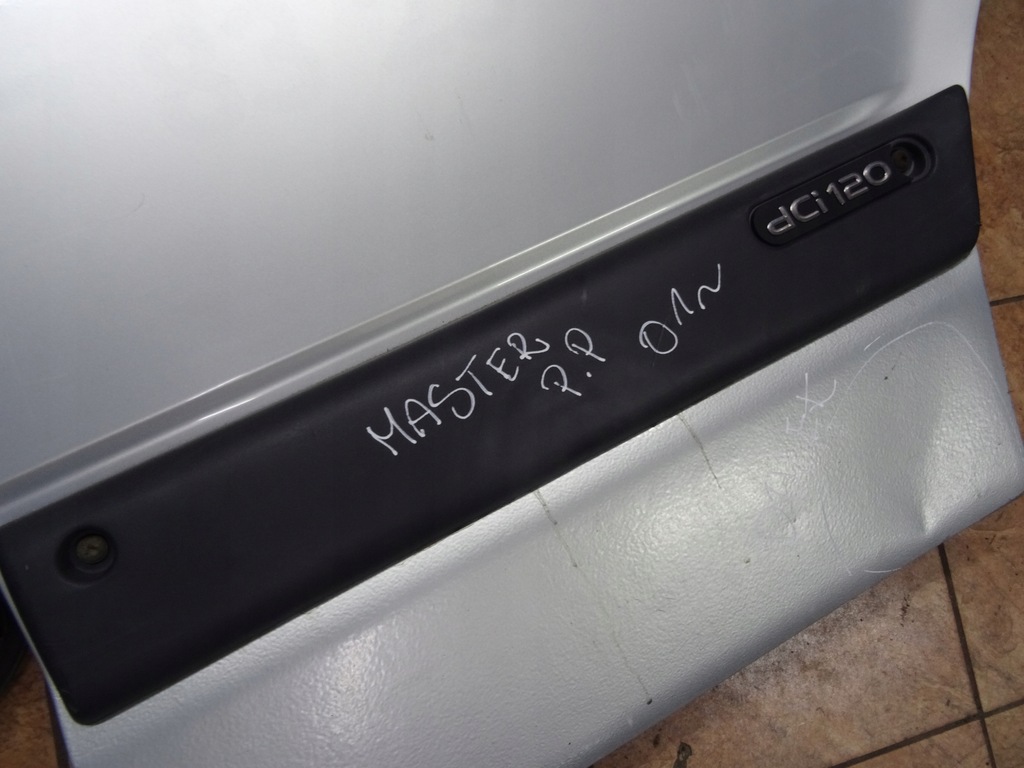 фото №1, Master 01' молдинг дверь правый перед