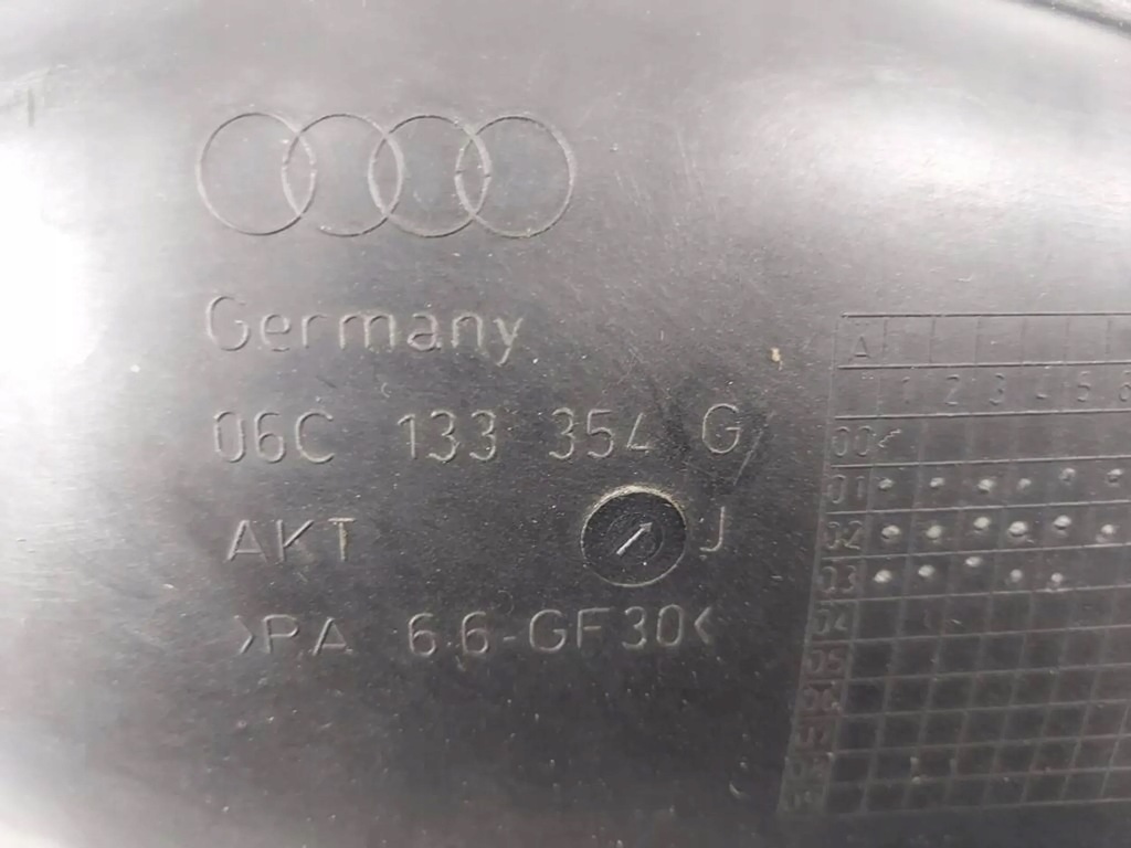 фото №7, Труба повітря + вентиляція картера audi a4 b6 00-04 3.0 v6