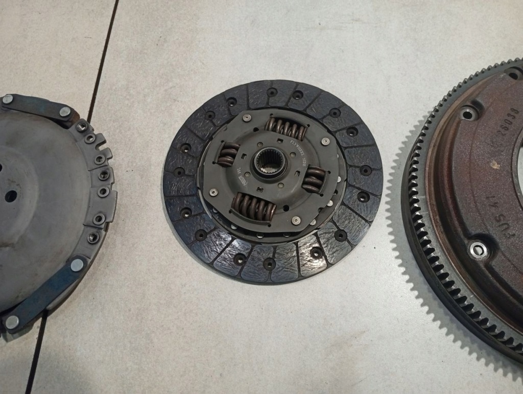 фото №7, Сцепление диск прижим комплект vw golf iv 1.4 16v akq 027105273d