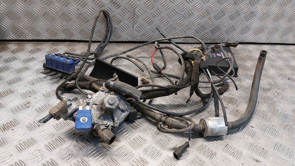 фото №1, Электропроводка газовая lpg octavia i 67r013912