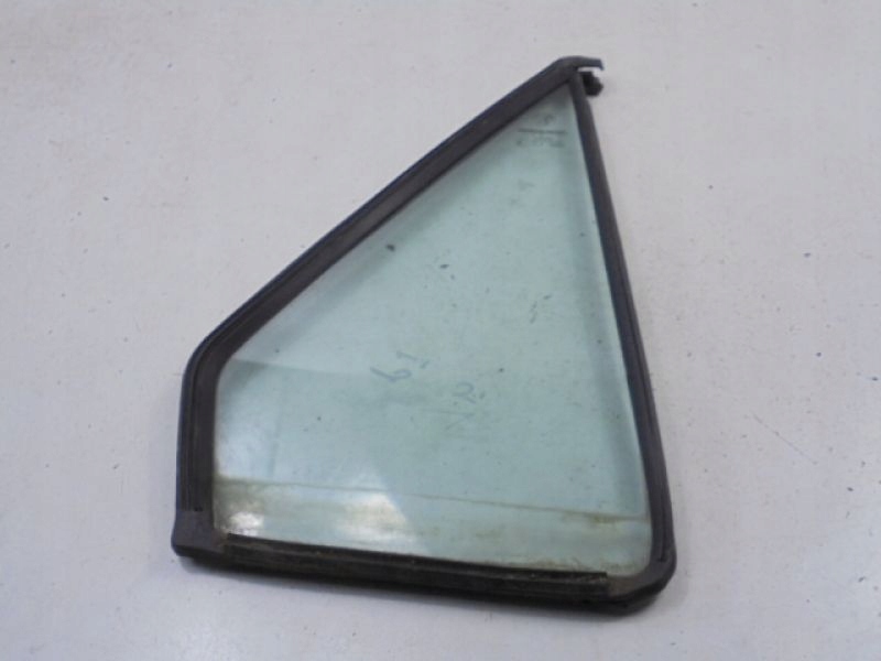 фото №8, Alfa romeo 75 89r стекло треугольное задняя правый