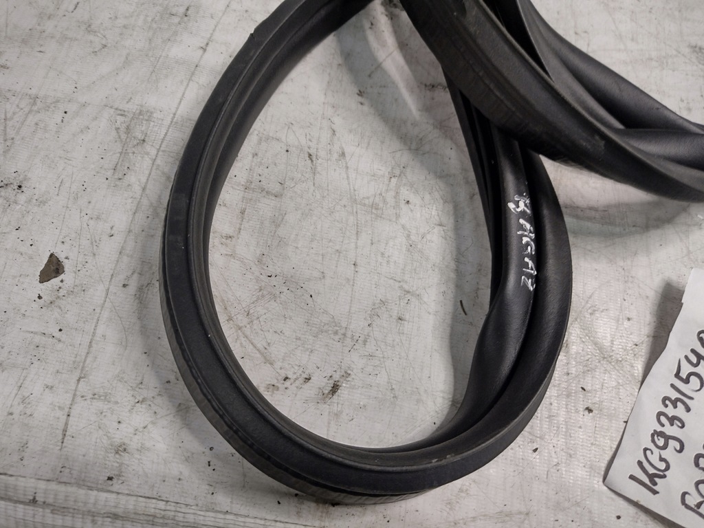 фото №12, Прокладка кришки багажника ford kuga mk1 i