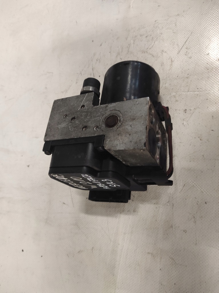 Купити Mercedes w210 a0044311412 насос abs