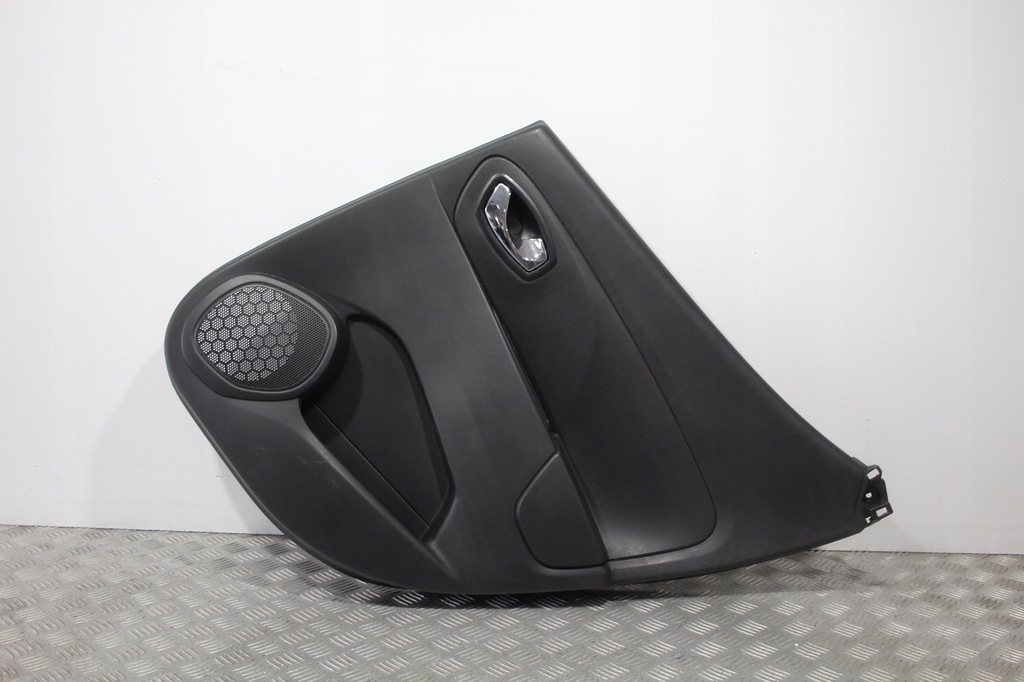 фото №1, Обшивка двері правий задня clio iv 4