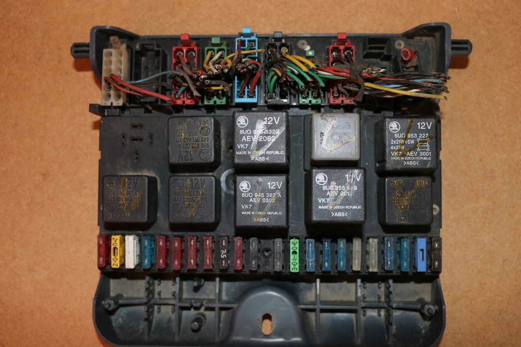 фото №5, Skoda felicia коробка запобіжників