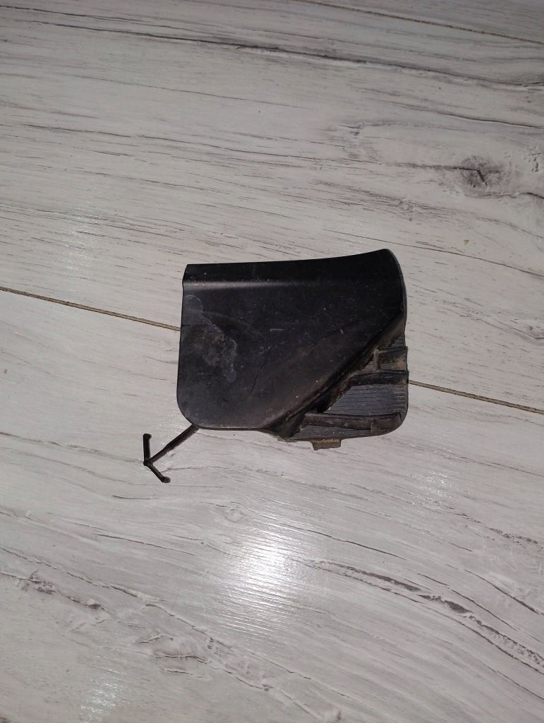 фото №1, Заглушка бампера перед mazda 3 bcw8-50a11