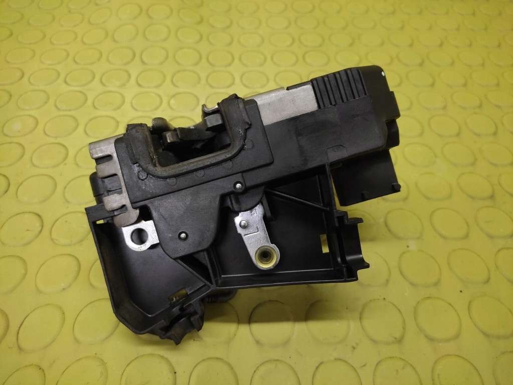 фото №5, Opel vivaro замок двері лівий задня 91166224