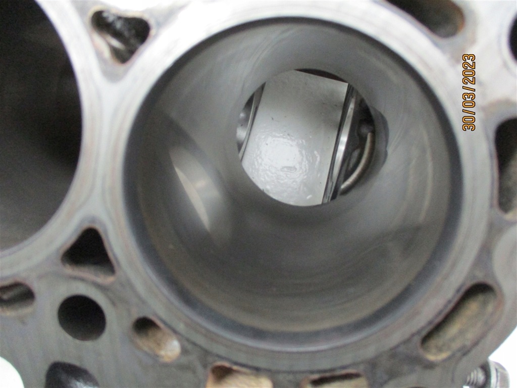 фото №5, Блок двигуна citroen c5 iii c6 407 2.7 hdi v6 uhz 5u3q-6015-ae