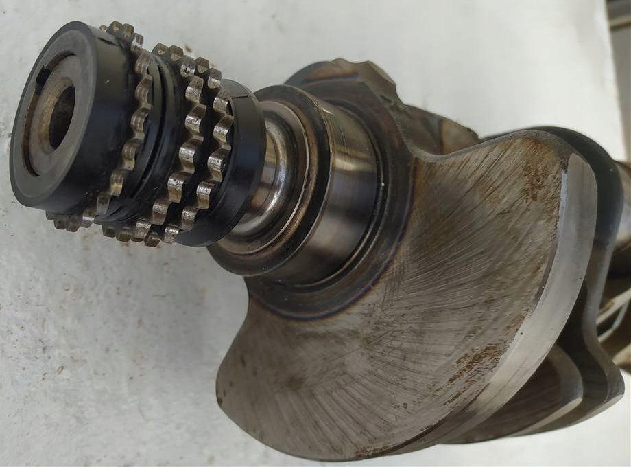 Wał колінчастий mercedes m273 ml w164 w221 5.5 r27300 в Україні