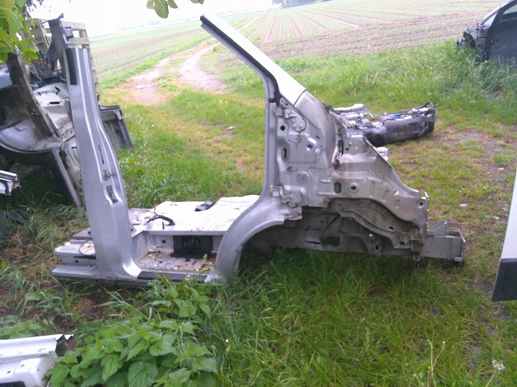 фото №1, Transit mk8 четверть правая передняя