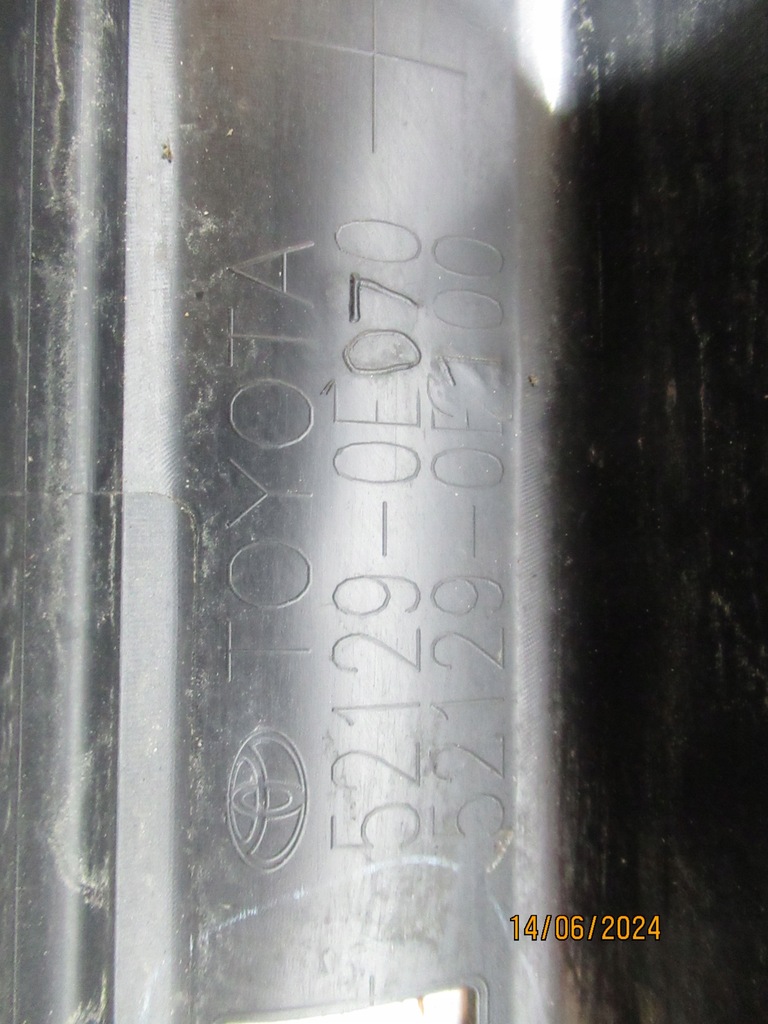 фото №10, Накладка спойлер перед передний toyota highlander 52129-0e070