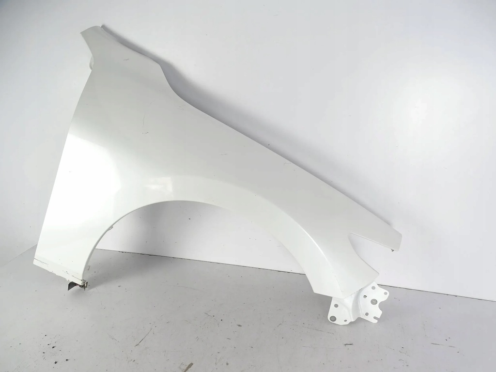 фото №1, Крыло перед передний правый mazda 3 bp 19+