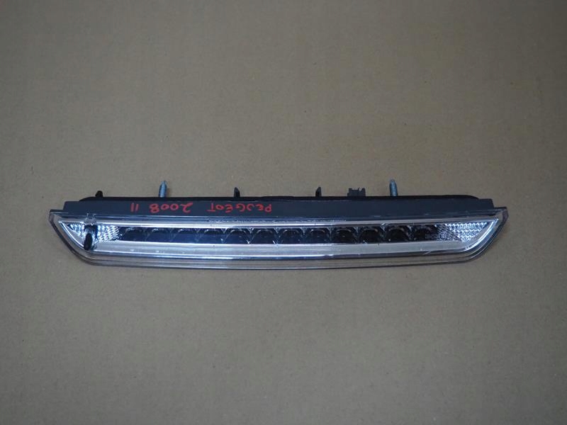 фото №1, Свет стоп led крышки peugeot 2008 ii 9688016380