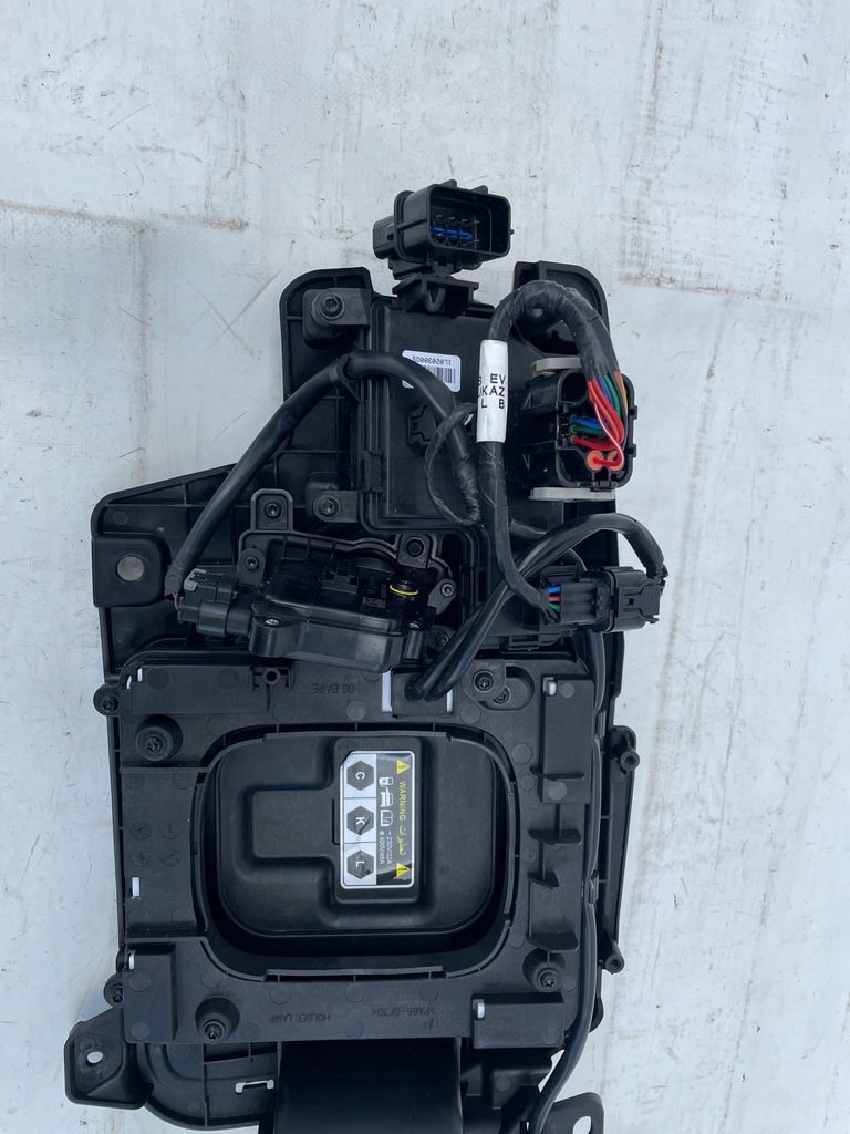 фото №9, Hyundai kona ev electric lift роз'єм заряджання кришка оригінал 86340-k4aa0