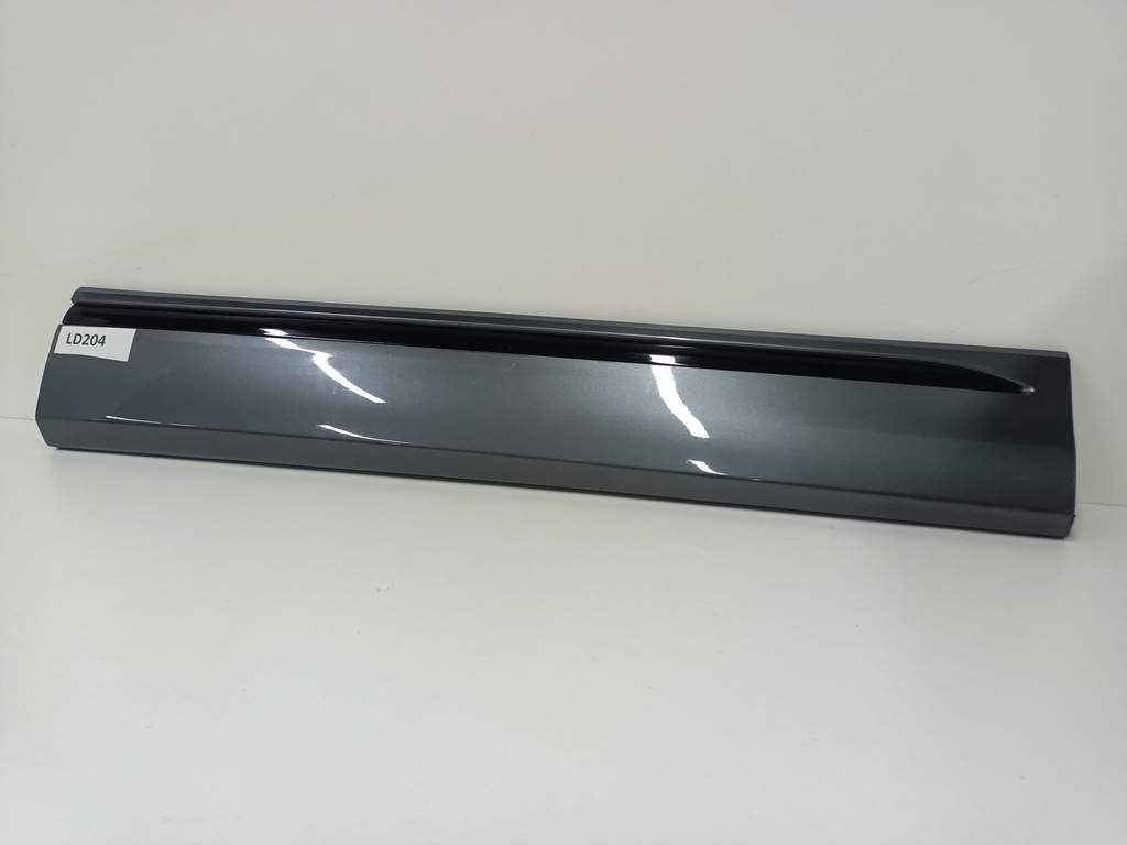 фото №1, Audi оригинальный номер 4m8853960d