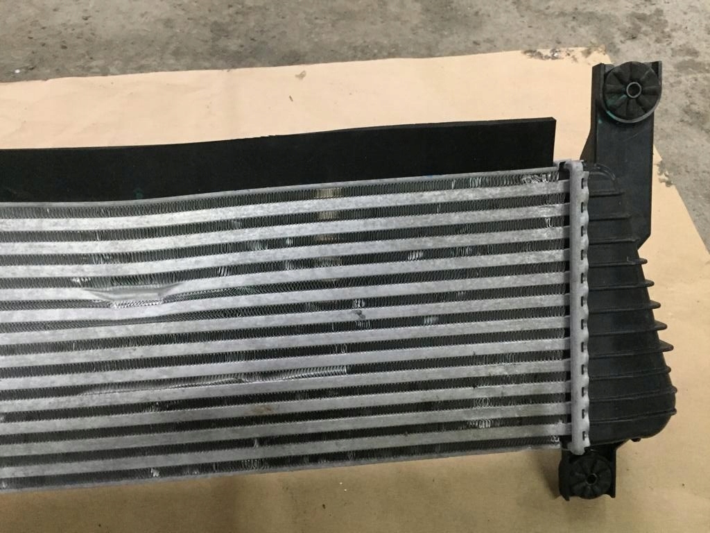 фото №4, Інтеркулер ford ranger iii 2.2 tdci 2011-