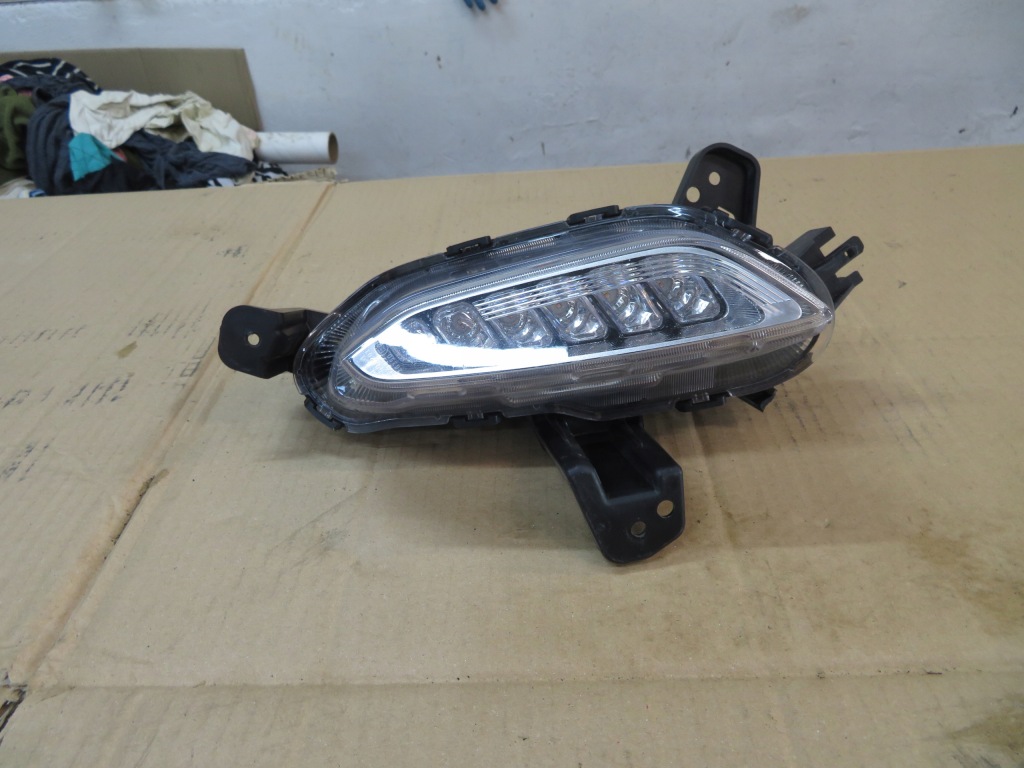 Купить Hyundai i30 3 led противотуманная фара левый передний 2016-