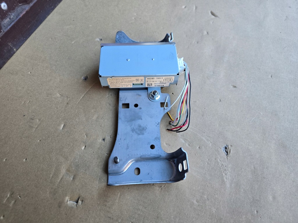 Купить Lexus nx модуль блок управления аудио hifi 86240-78011