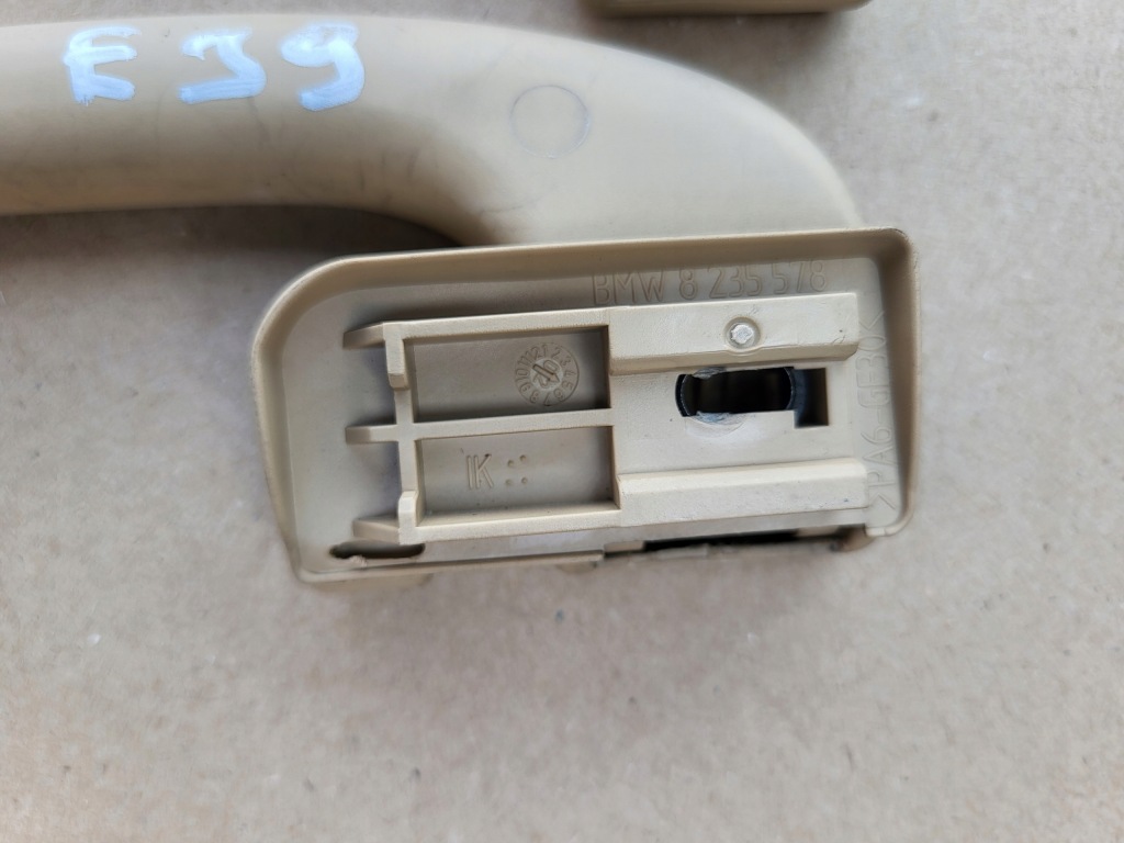 Ручка кронштейн стельовий правий лівий задній перед bmw 5 e39 оригінальний номер 8227593 8235578 Доставка