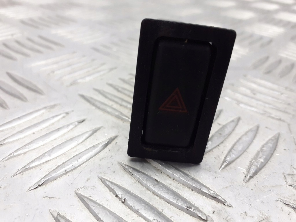 фото №1, Вимикач світла аварійних mazda demio 1.3 157963