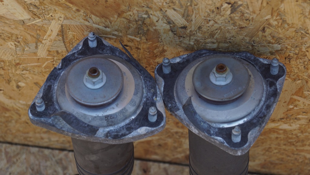 Купить Амортизаторы задний  bmw x5 e70 6782878 6782877 комплект