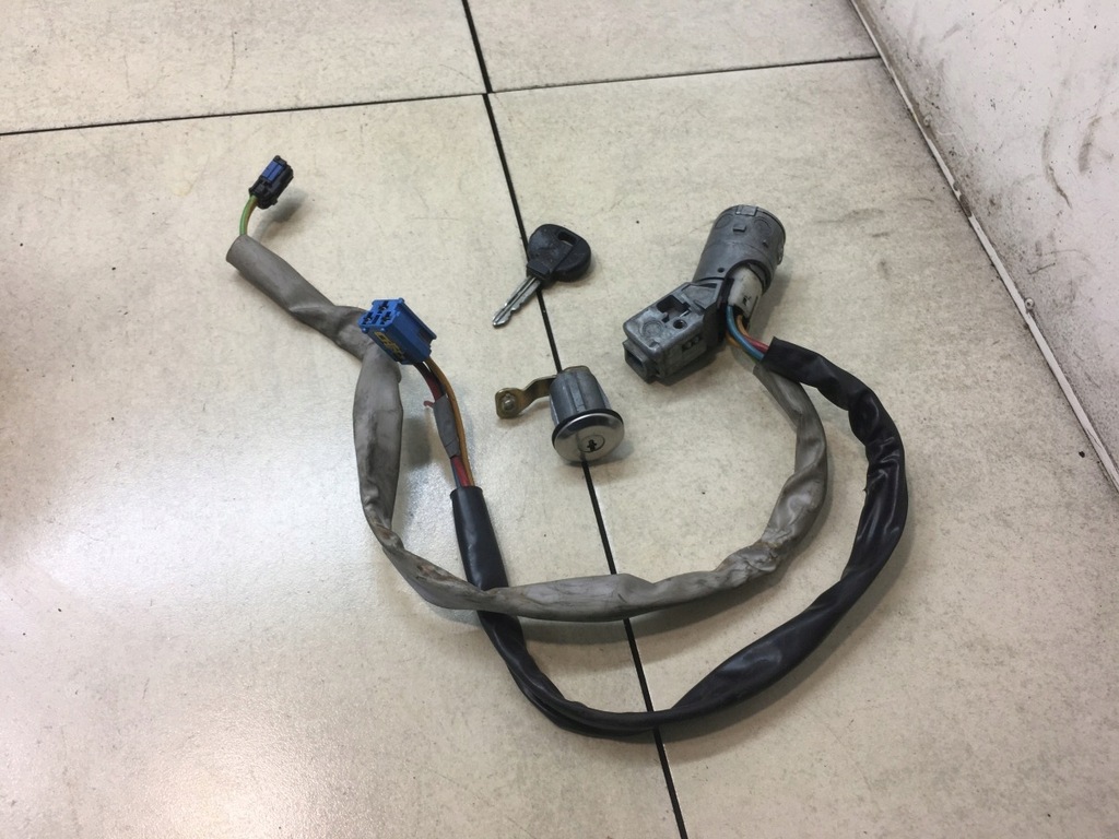 фото №1, Замок запалювання ключ вкладиш замка partner i 1.9 d