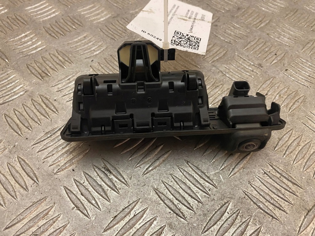 Bmw 3 g20 g21 2020 кронштейн / ручка крышки задний / багажника с камера с Разборки