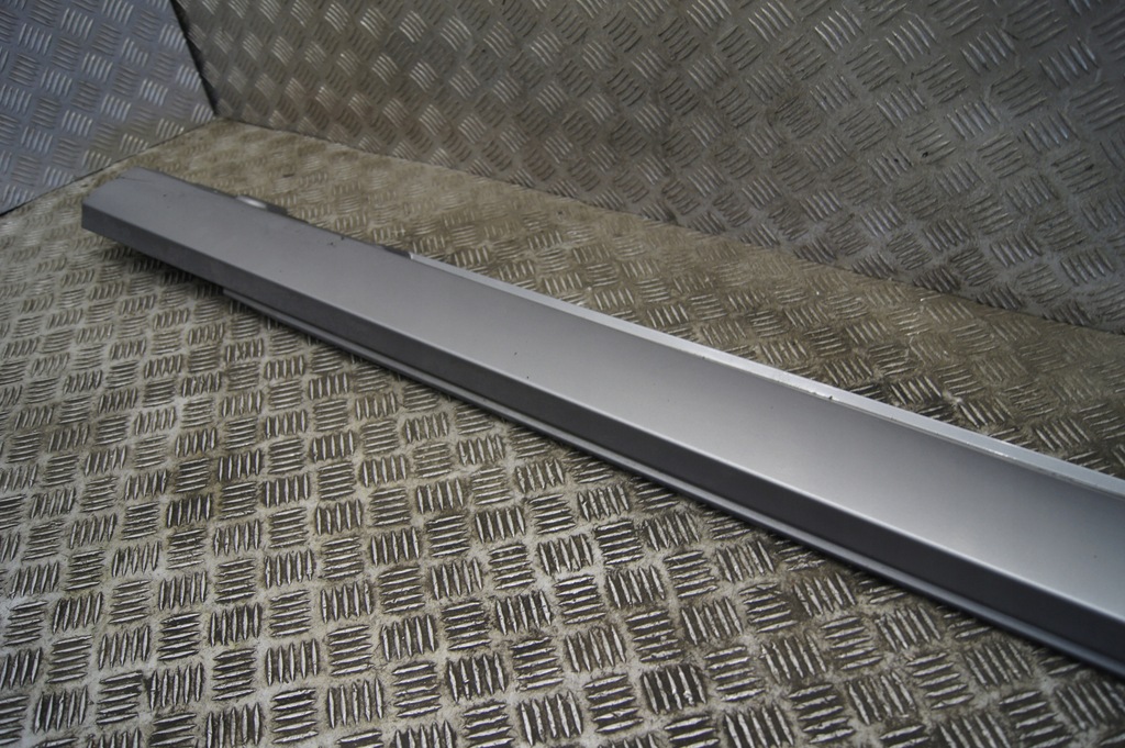 фото №13, W212 e-klasa lift sedan молдинг поріг права