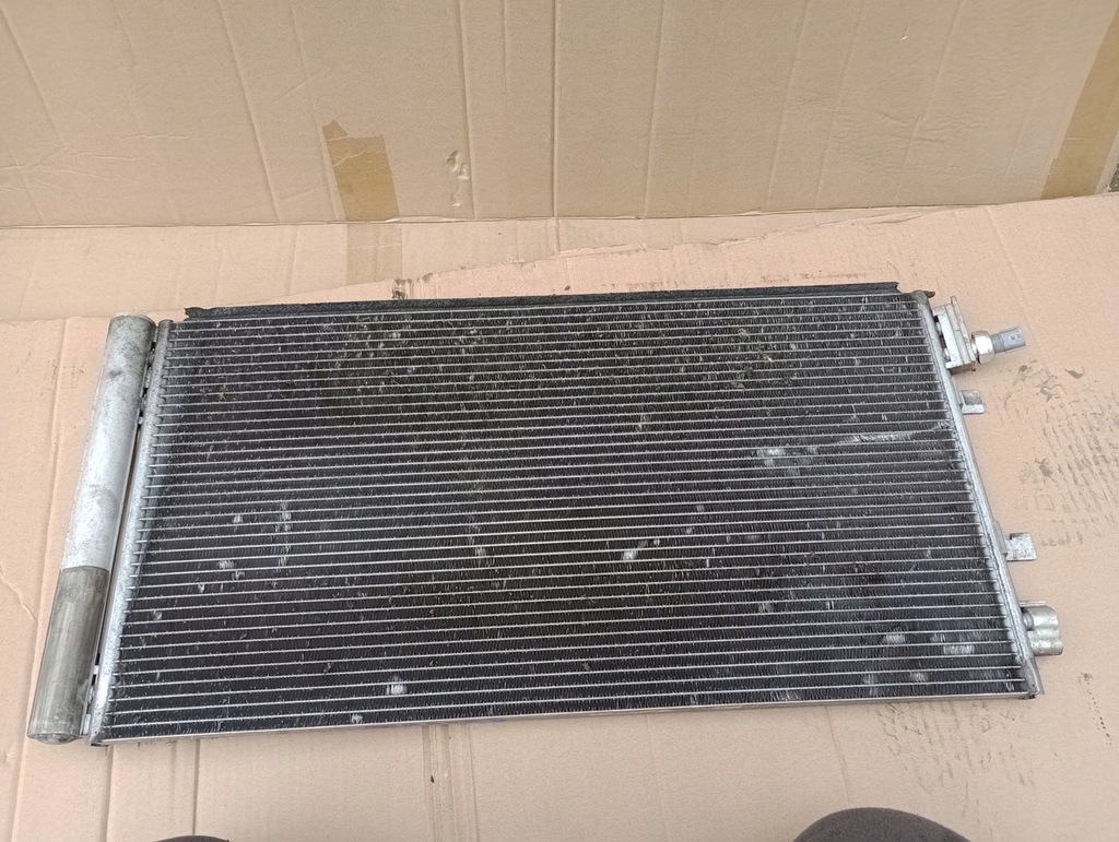 фото №4, Радиатор кондиционера оригинальный номер renault 921000294r