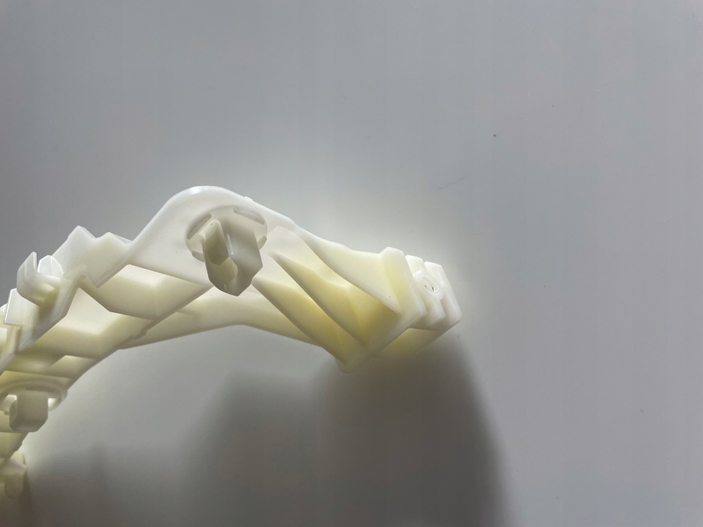 фото №11, Mitshubishi eclipse cross 2018-2020 направляющая бампера перед правый оригинал