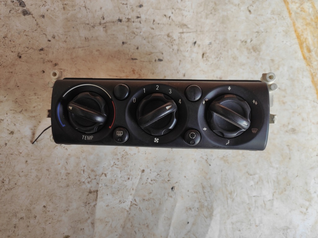 фото №2, Панель обдув кондиционера mini cooper r50 r52 r53