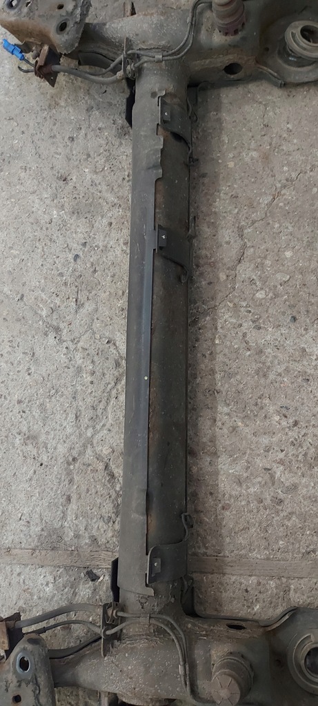 фото №4, Peugeot 208 i балка подвеска задняя oś