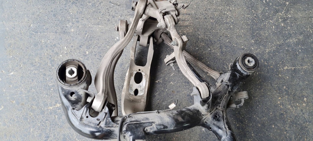 фото №14, Sq8 4m rsq8 підрамник балка підрамник підрамник підвіска задня пневматика sq7 4m q7