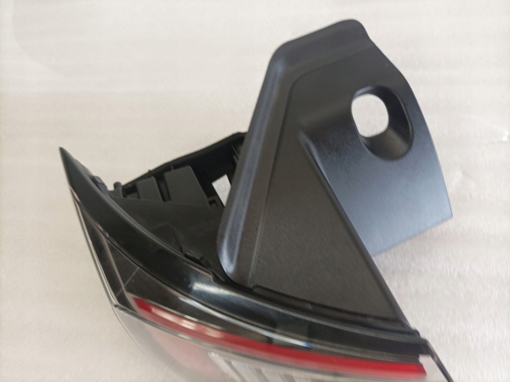 Opel mokka b 2 фара задняя левая led в Украине