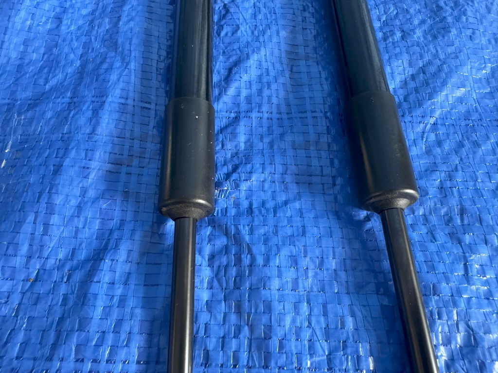 фото №11, Амортизаторы крышки задний kia stonic lift gt-line 24r 81770-h8410