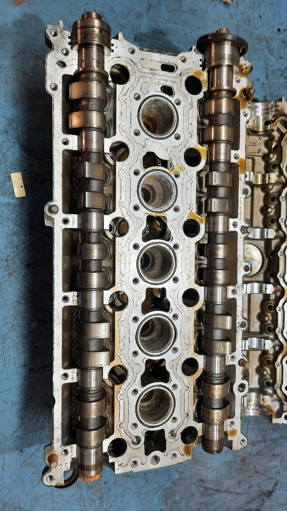 фото №9, Головка двигателя 1001837007 volvo xc70 s60 v70 2.4b