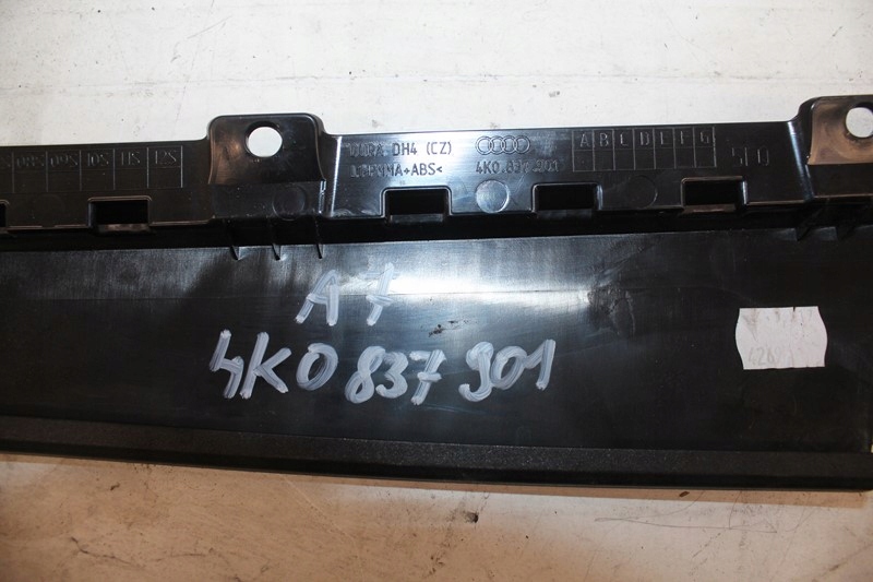 фото №13, Накладка стійка лівий перед audi a6 c8 4k0837901