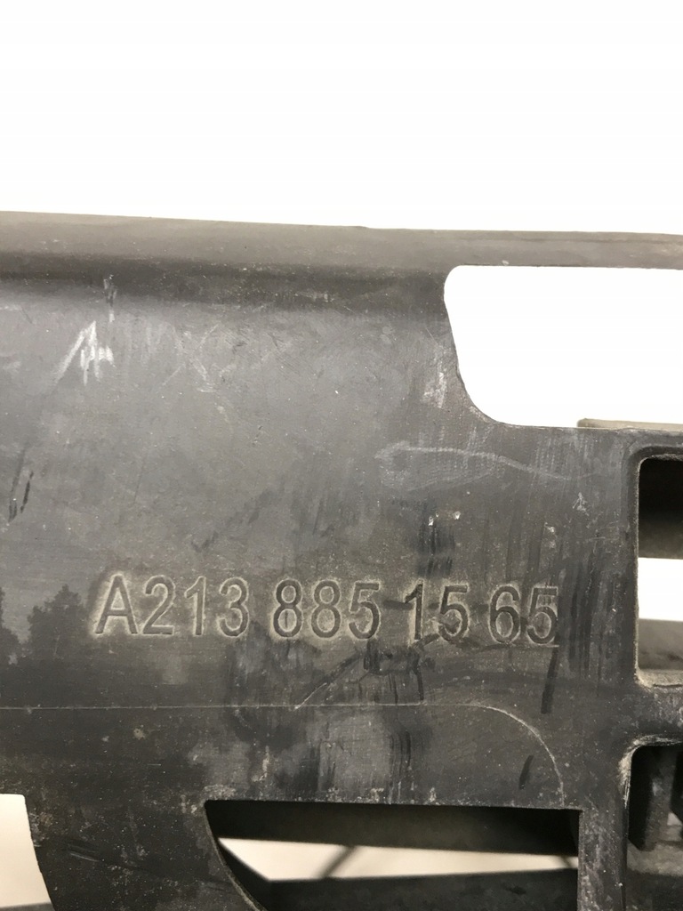 фото №8, Направляющая кронштейн бампера задняя mercedes a2138851565