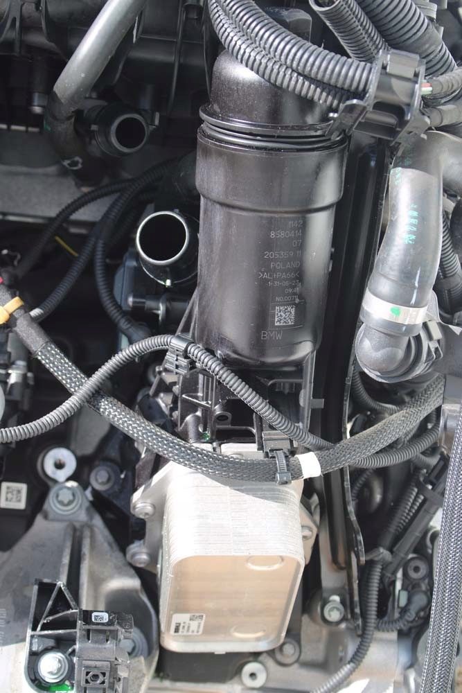 Bmw x3 x4 радиатор масла 8580414 + фильтр 11428580414 11428580414 114285804 Недорого