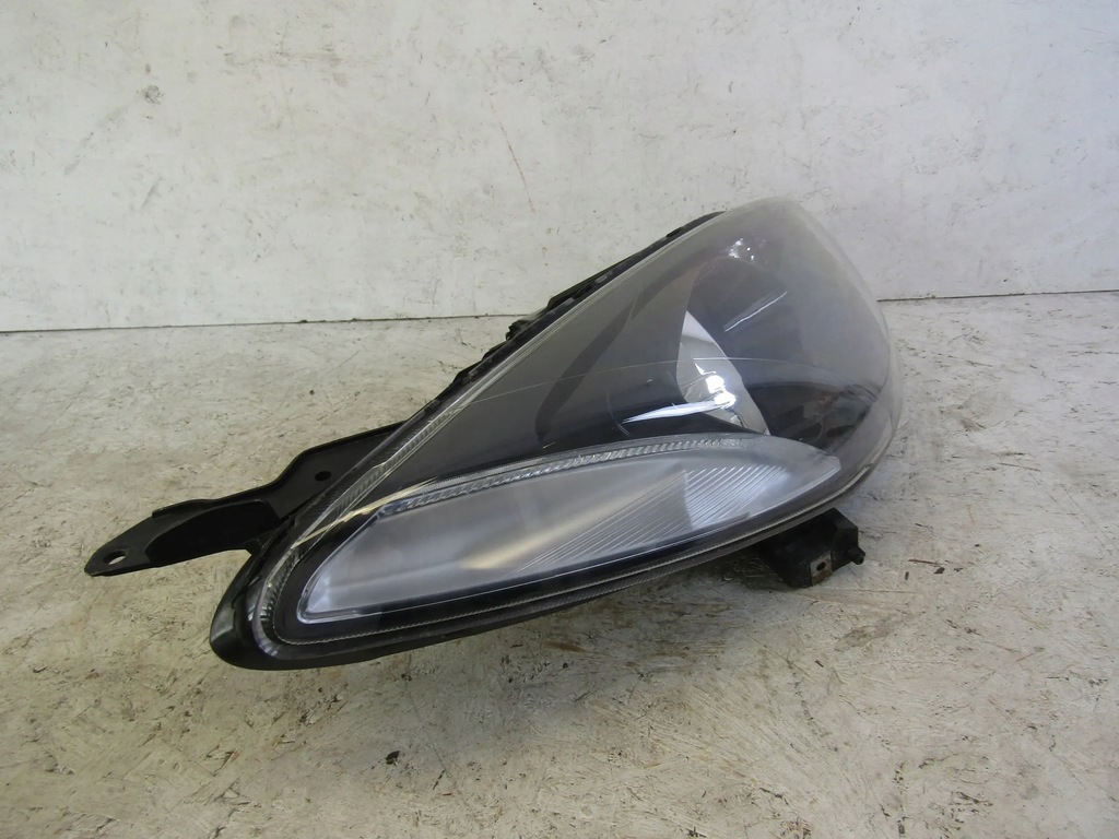 фото №12, Mazda 2 лампа права перед 07-14r