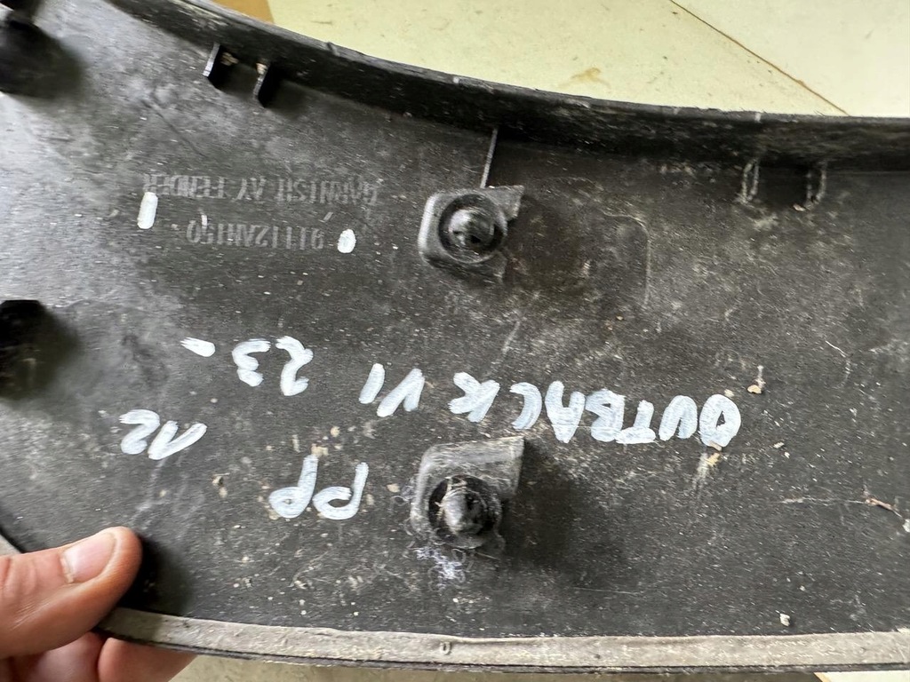 фото №9, Молдинг na крыло правый перед subaru outback vi 20-