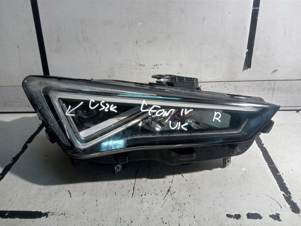 фото №1, Seat leon iv лампа правая передняя full led