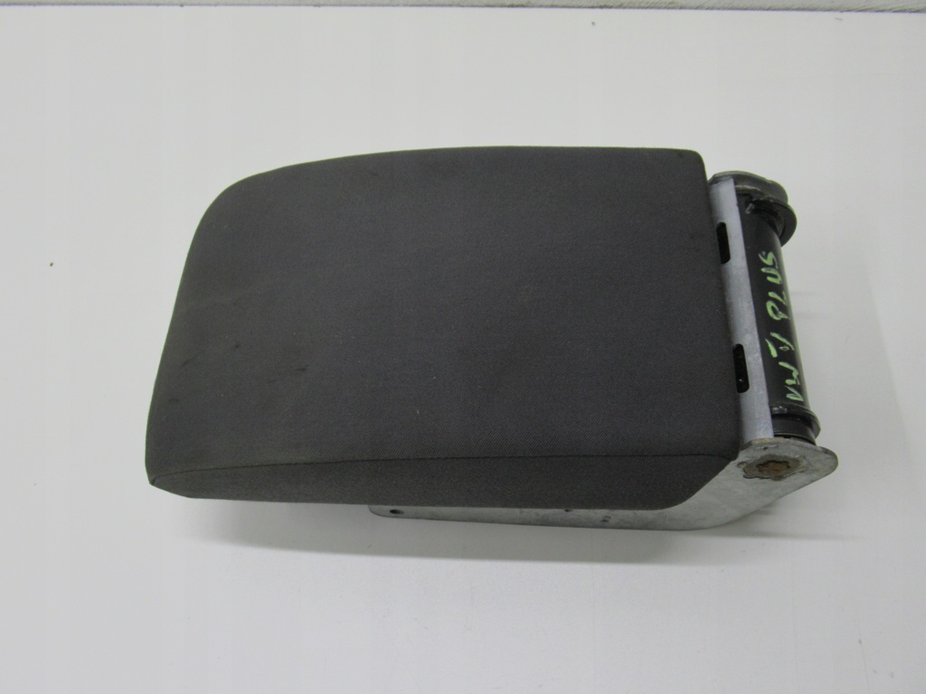 фото №1, Vw golf v plus подлокотник