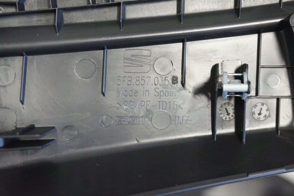 фото №9, Корпус панелі консолі seat cupra formentor