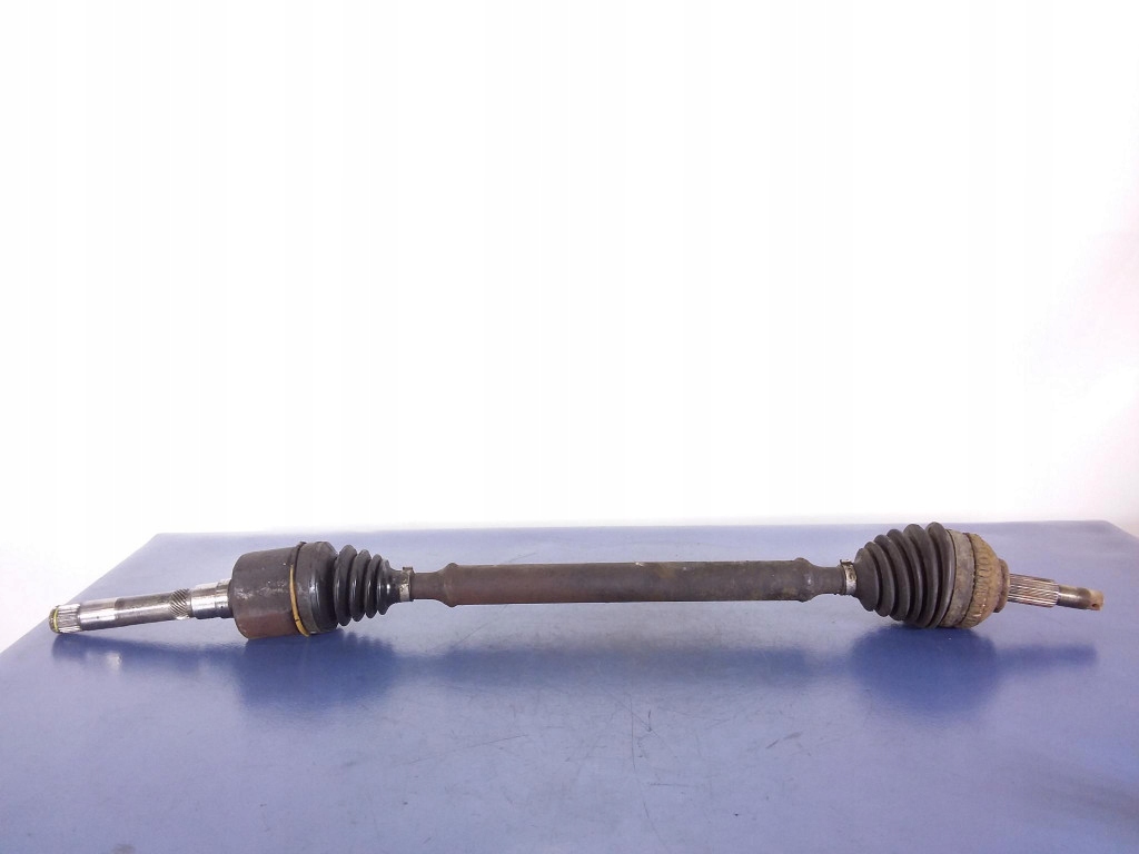 фото №1, Chrysler voyager iv 2.4 147 приводной вал правая перед edz