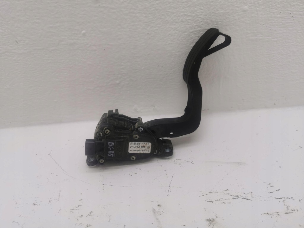 фото №2, Потенциометр газа renault master iii 8200672371-c