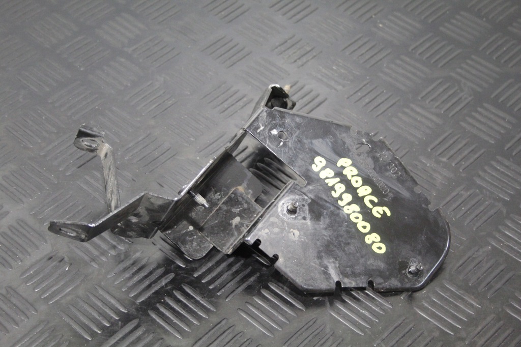 фото №1, Кронштейн кронштейн основа toyota proace verso ii 2 9819980080